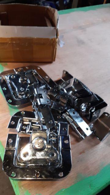 Kunci Kupu - Kupu Besar Hardcase