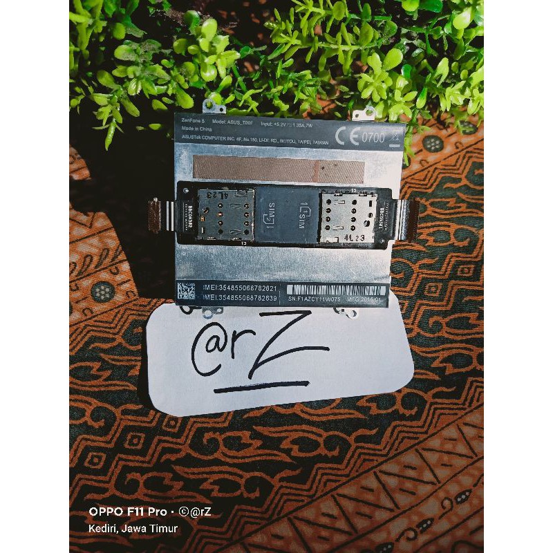 konektor sim asus t00f original lepasan dari hp bonus tutup batre