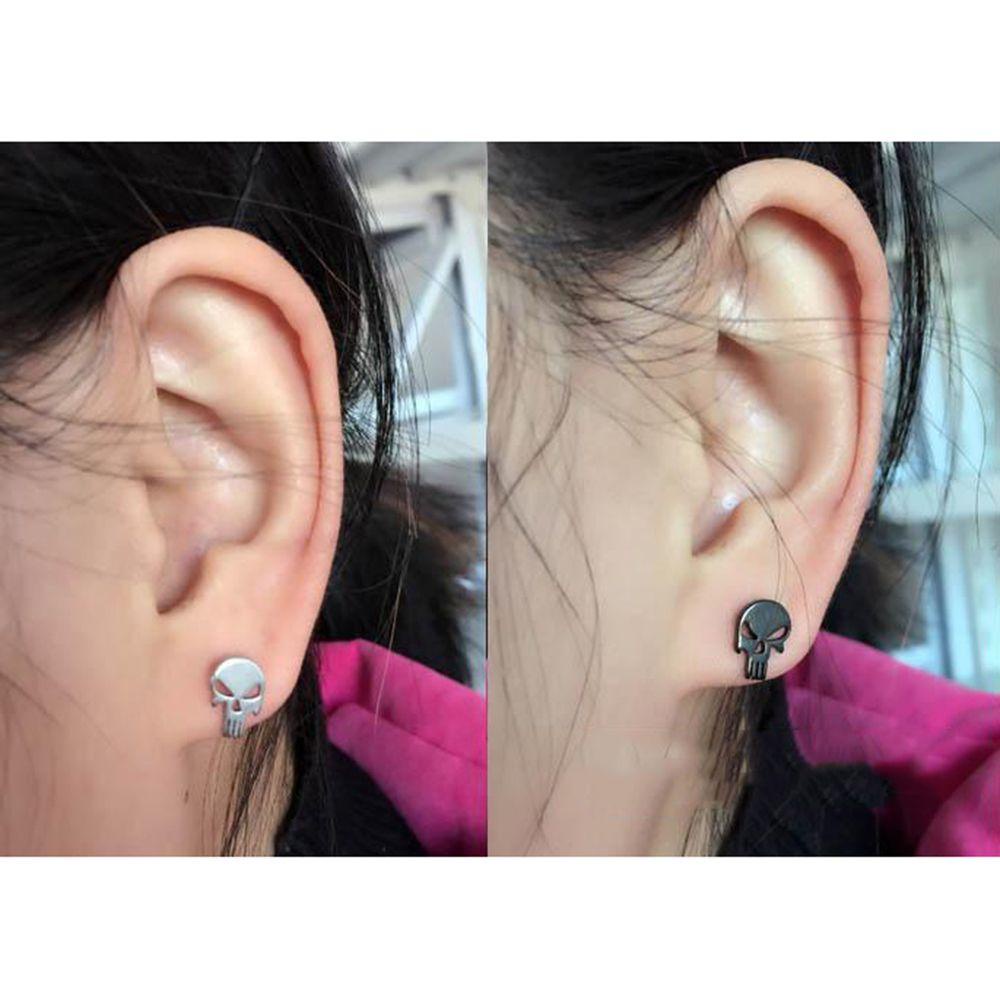 Mxbeauty Anting Bentuk Tengkorak Bahan Stainless Steel Gaya Korea Untuk Pria