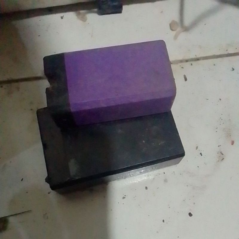 aki senter mati