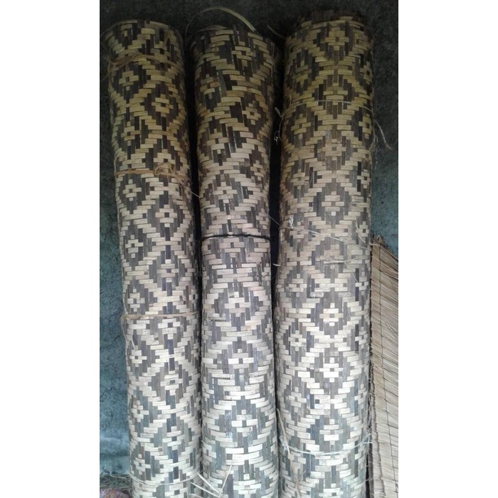 BILIK BAMBU DAGING DAN BILIK MOTIF