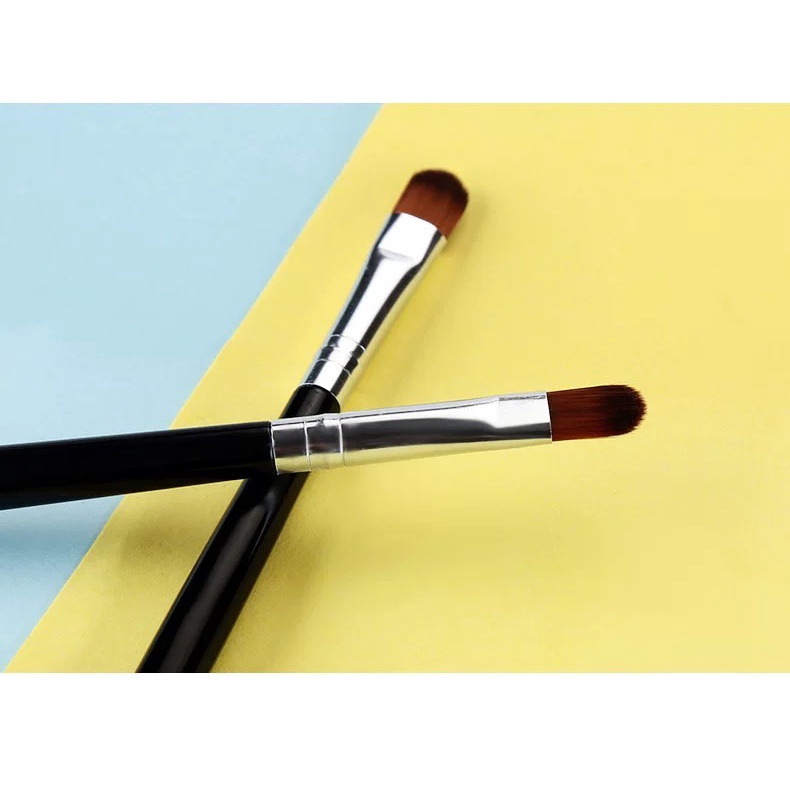 Kuas Eyeshadow brush make up Blending Brush Make Up Peralatan Dandan