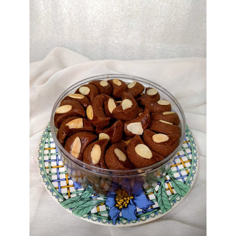 

Choco Almond Cookies