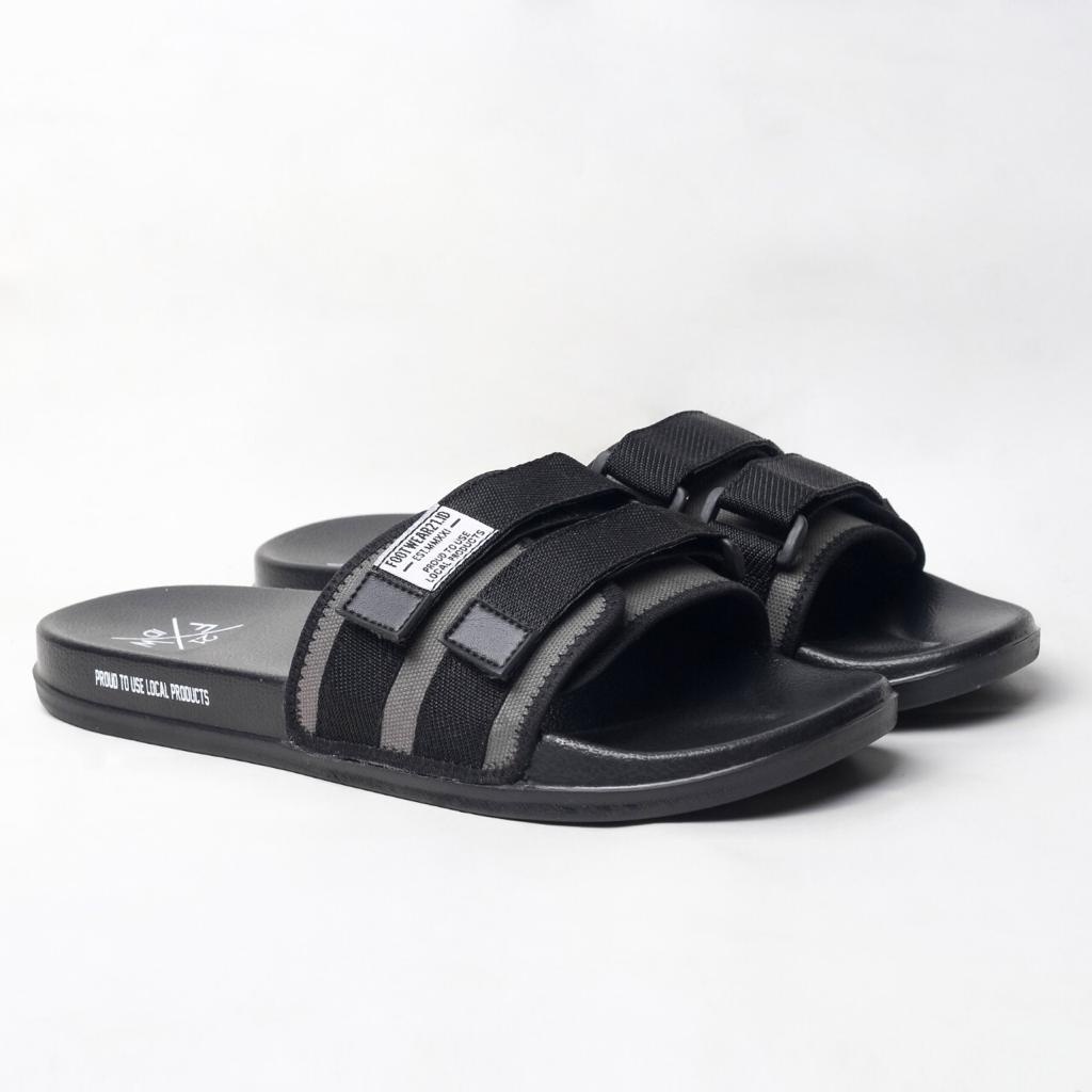 Footwear21.Id  -  Freddo Grey Black | Slippers | Sandal Pria | Slide Slip on | Sendal Anti Licin Ringan Selop  | Sandal Murah