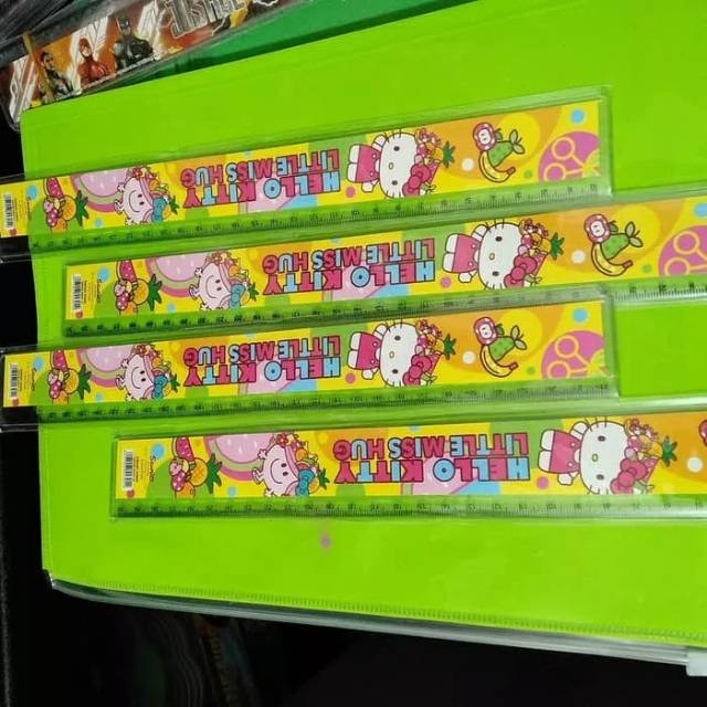 

penggaris HELLO KITTY Sansan wawa