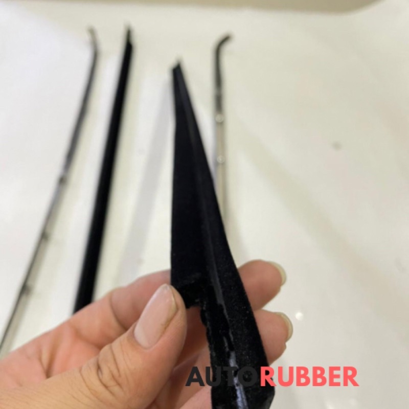 Karet Pelipit Kaca Hardtop Onepiece luar dalam ( 4 pcs)