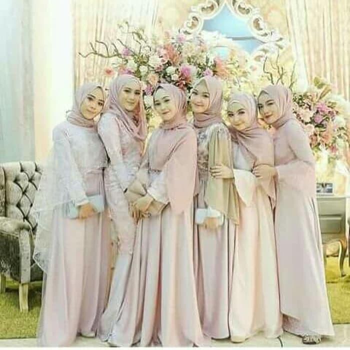 25 Trend Terbaru Seragam Keluarga Pengantin Muslimah  