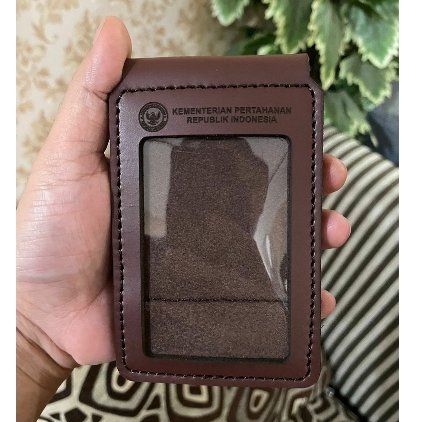 

NAME TAG KULIT ID CARD HOLDER KULIT CUSTOM NAMA / LOGO INSTANSI PERUSAHAAN