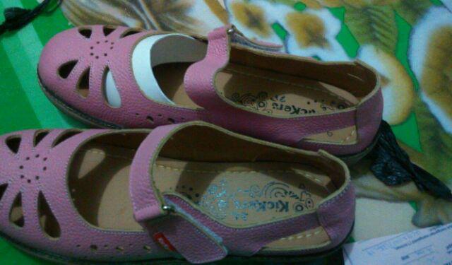 Sepatu Kickers Cewek Kulit ,, Habisin Stok
