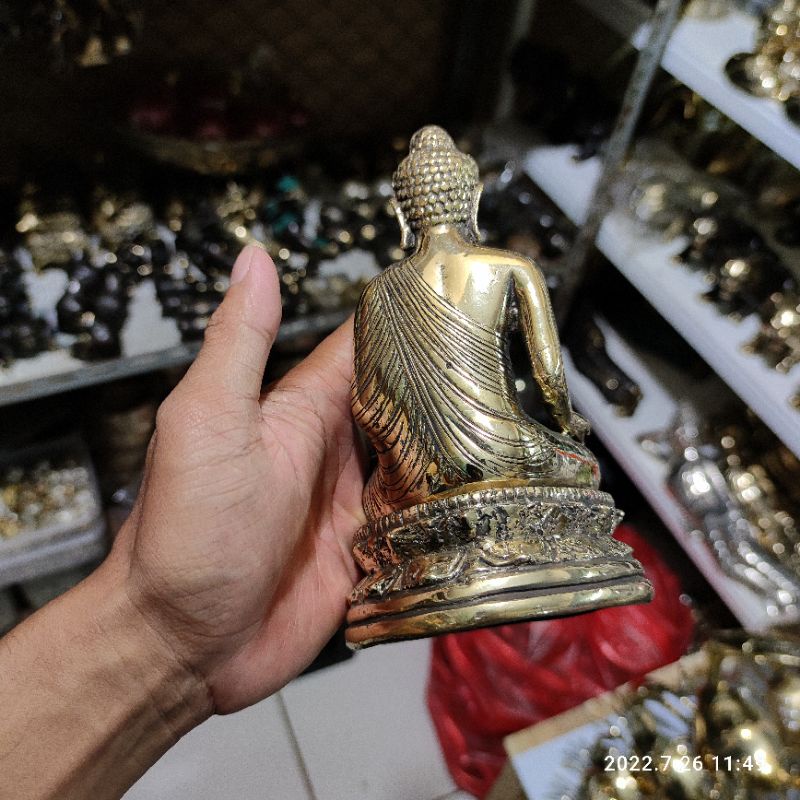 patung buddha emas 18cm