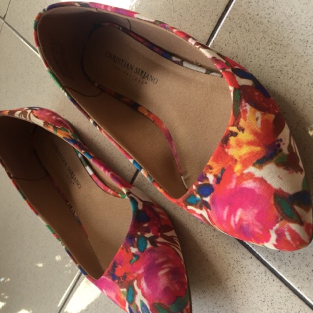Sepatu flat christian siriano