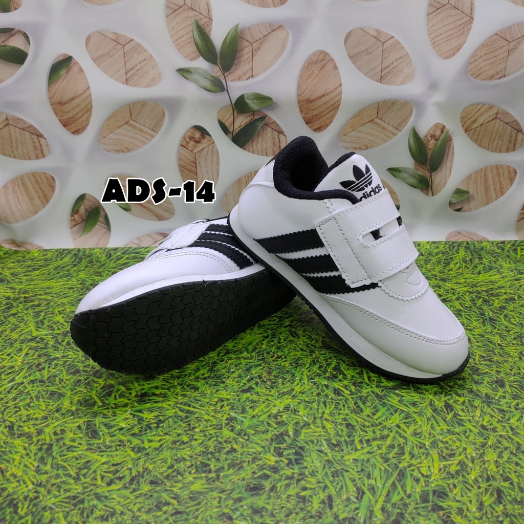 Sepatu Olahraga Anak Murah / Sepatu Olahraga Murah / Sepatu Anak / Sepatu Olahraga Anak Adidas / Sep
