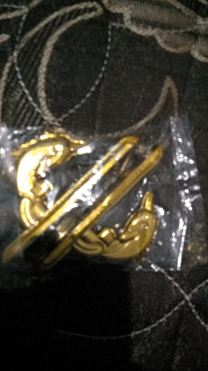 Hook Minimalis Motif Lumba Lumba Bahan Plastik Berkualitas Baik Dan Menarik