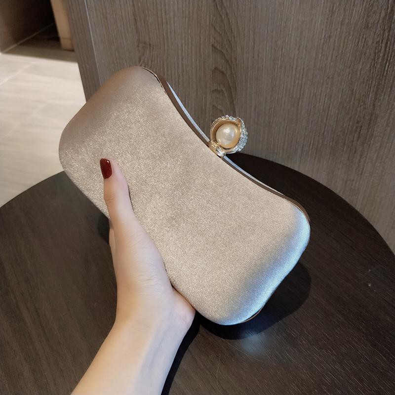 BJ200105 - BEIGE/BLACK/DARKBLUE/DARKGRAY/GREEN/WINE - TAS PESTA CLUTCH SLEMPANG VELVET BLUDRU WANITA FASHION IMPORT MODIS ELEGAN TERMURAH TERLARIS TERBARU BAGSTORE JAKARTA TAS BATAM JT00105 GT1897 BQ3435