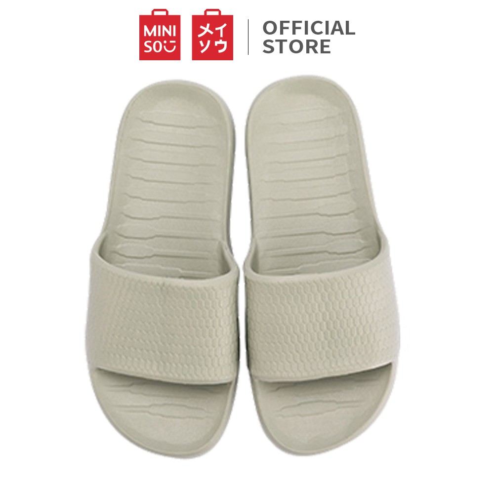 MINISO official flip flop Sandal kamar mandi wanita berbahan empuk kotak-kotak-C light green, 37-38