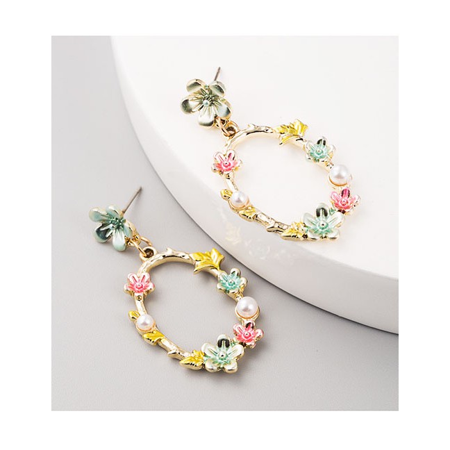 LRC Anting Tusuk Fashion Color Dripping Alloy Flower Earrings With Pearls D94295