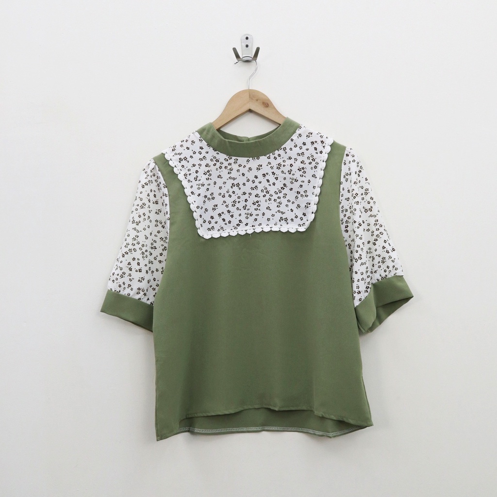 Cloe flow top blouse - Thejanclothes