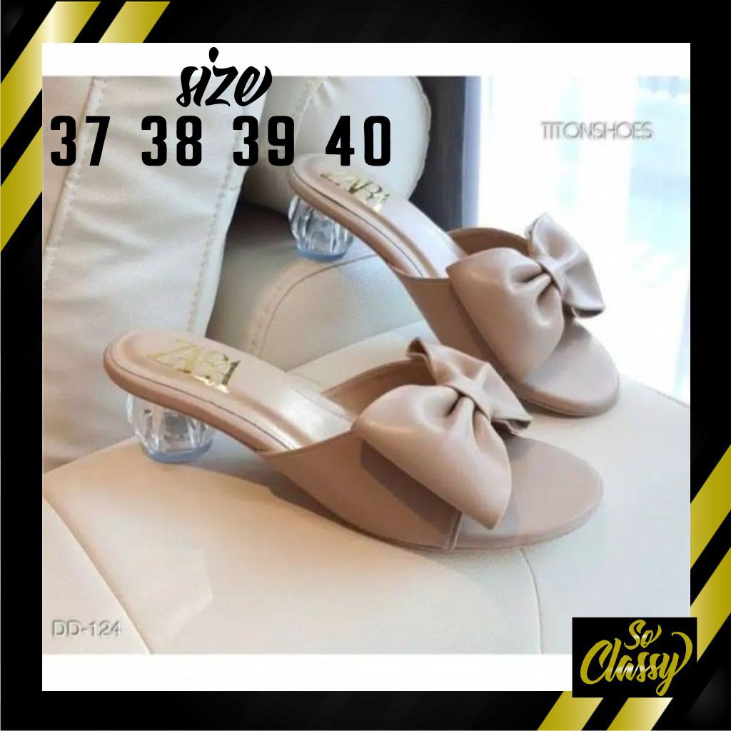 Sandal Heels Haihils Wanita Aksen Pita Hak Kaca Sendal Tinggi 5cm Warna Mocca Putih