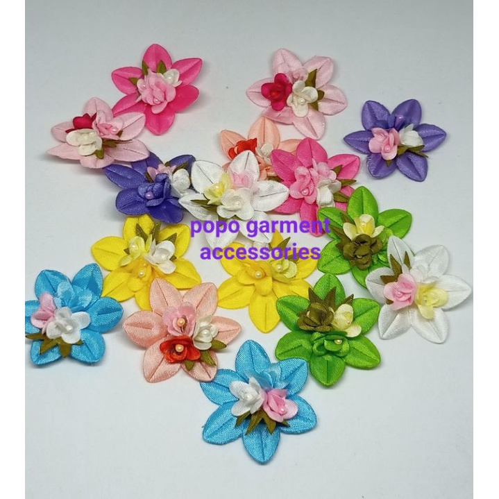 bunga kelopak kecil ( 12pcs ) Rp8500