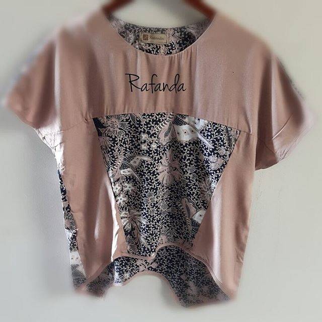 Blus batik kombinasi