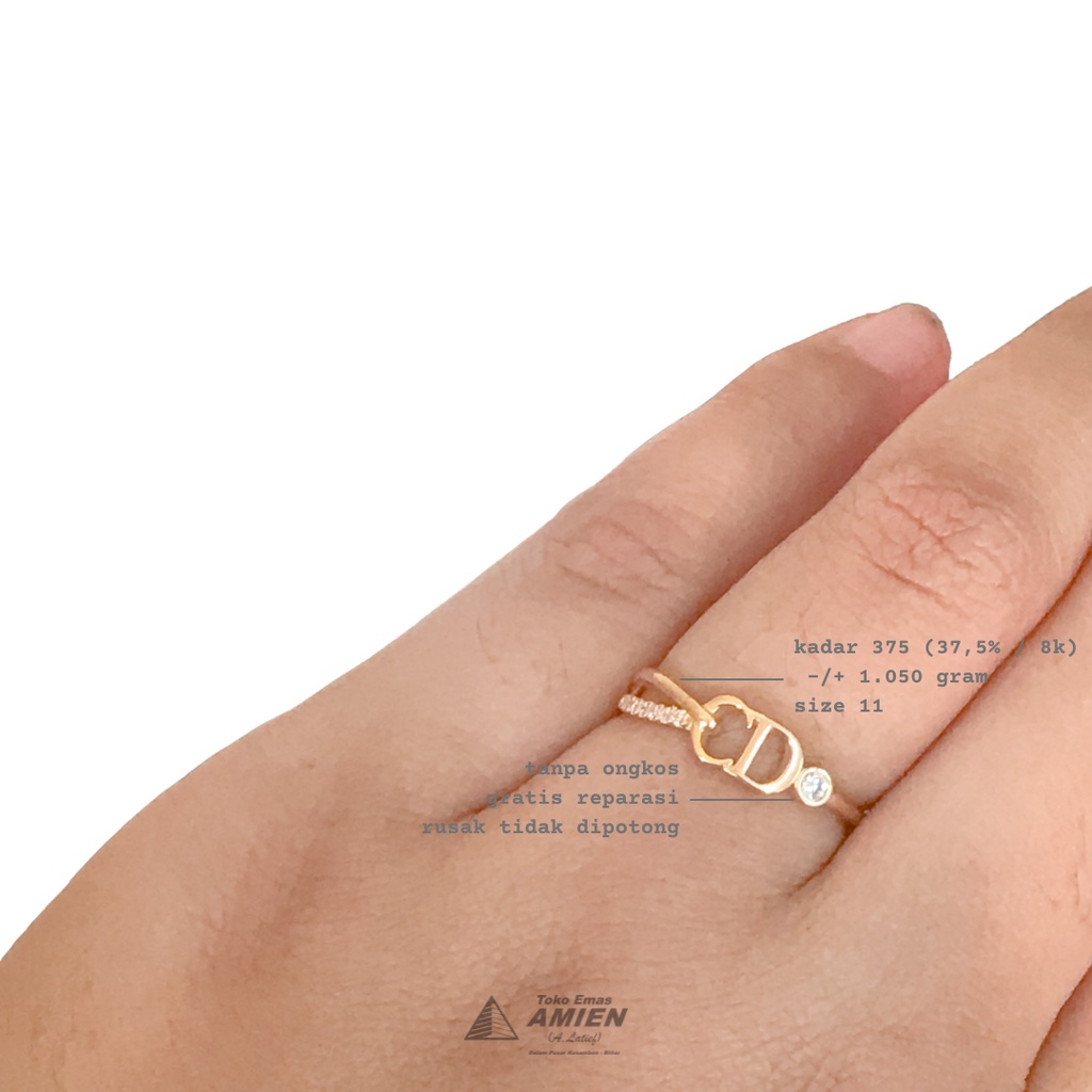 Toko Emas Amien Cincin Emas Asli Kadar 375 (37,5% / 8K) 1.050 Gram - CD Christian Dior Permata