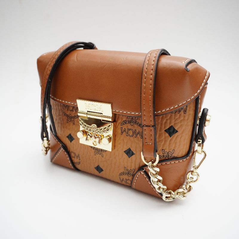 MCM Small Tracy Belt Bag in Visetos.