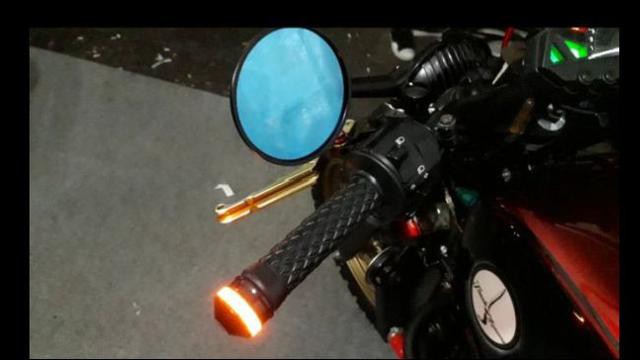 Lampu LED Jalu Motor Stang Handle Grip Sein Sen Senja SET