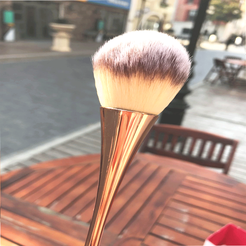 1 Pc Brush Makeup Ukuran Besar Untuk Bedak Blush Foundation