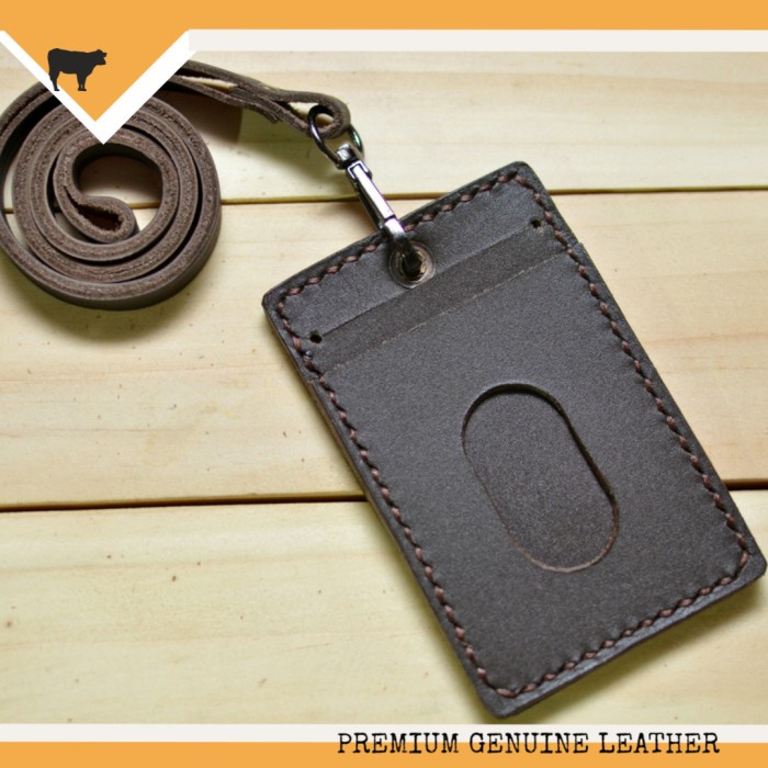 

Terlaris Dompet Kulit Asli / Name Tag Kulit Asli Handmade / Gantungan Id Card Hemat