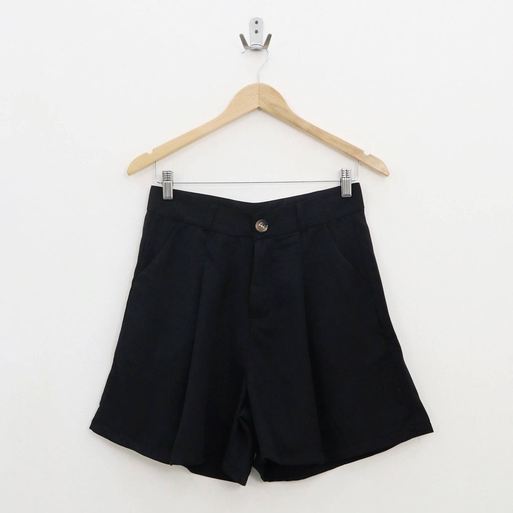 Yuly short pants - Thejanclothes