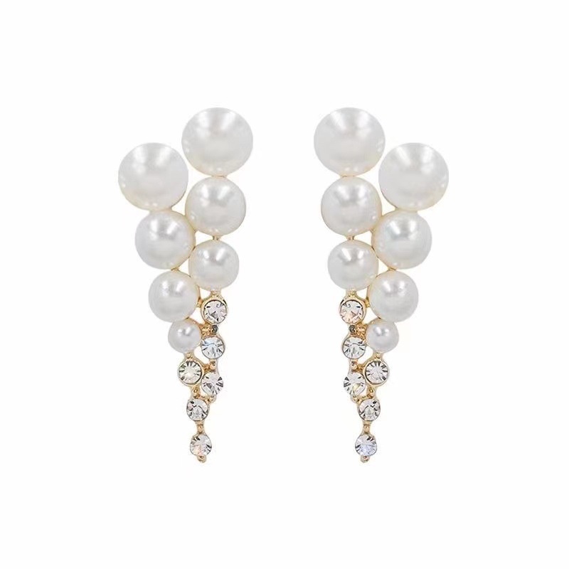 Anting Tusuk Desain Geometri Hias Mutiaraberlian Gaya Mewah Ringan Untuk Wanita