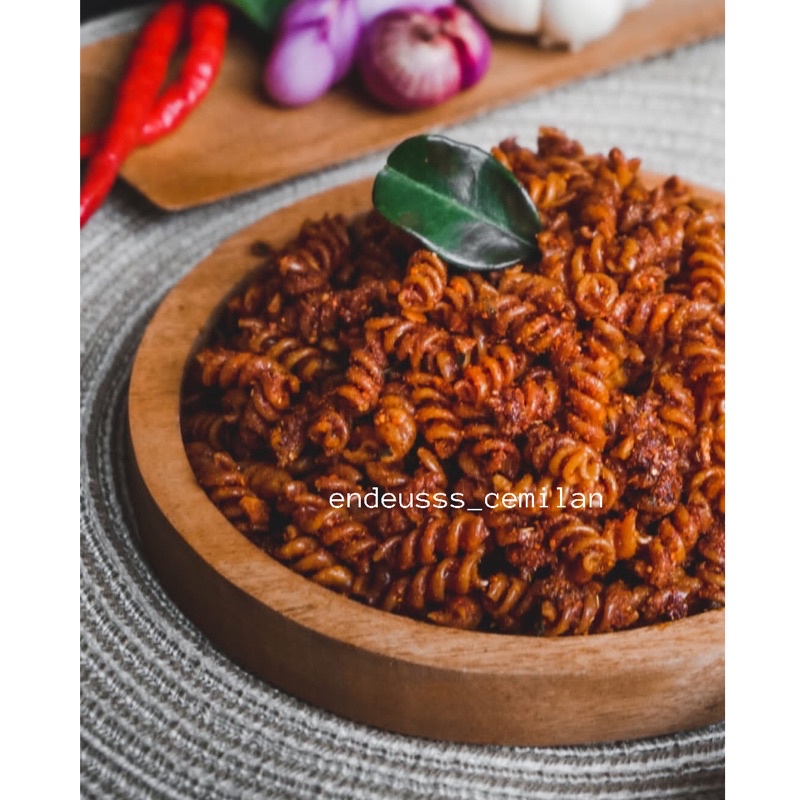 

MAKARONI ULIR PEDAS DAUN JERUK