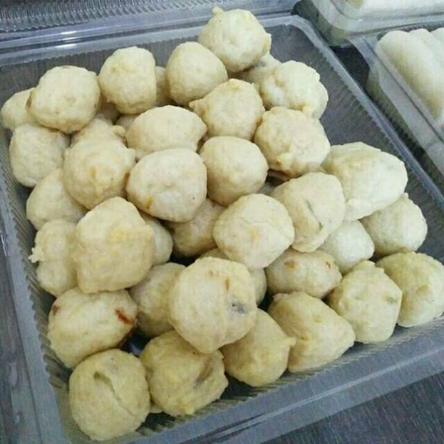 

Paket pempek ikan tenggiri 50 pcs