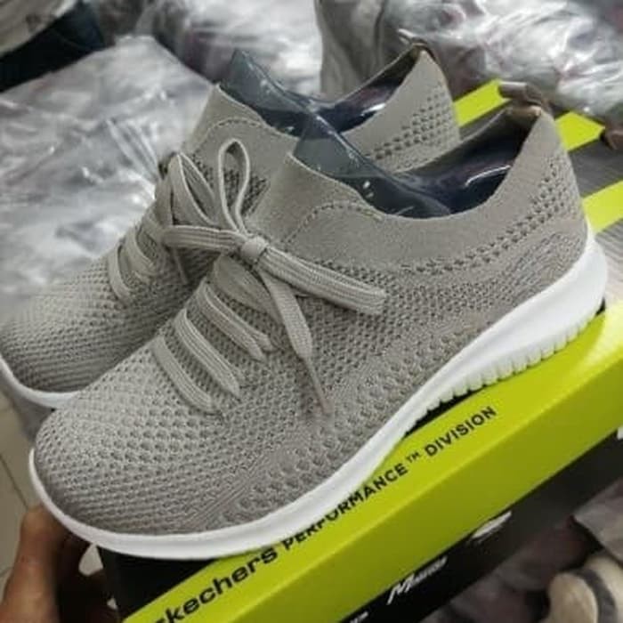 Sepatu Skechers Wanita / Skechers Statement / Skechers Cewek