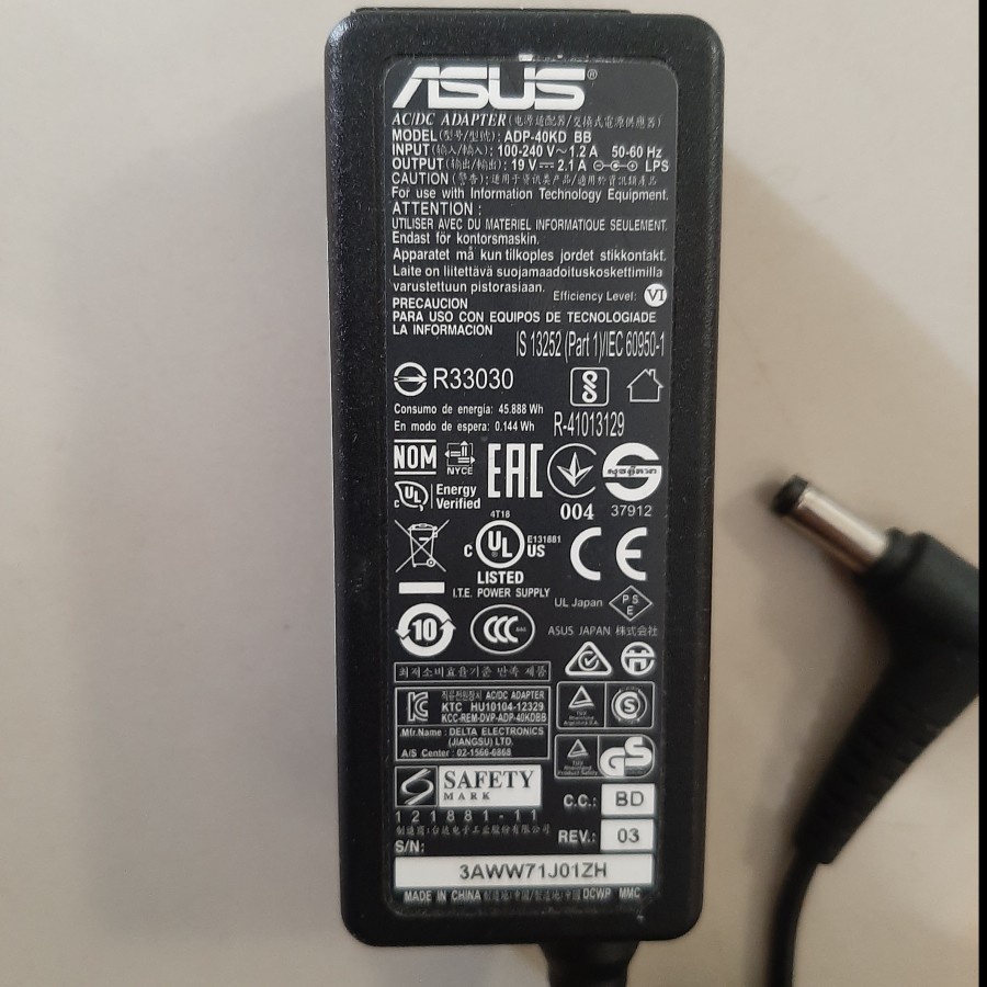 AC ADAPTER ASUS R33030 CHARGER 19V