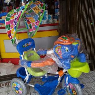Sepeda Roda Tiga Family Gajah