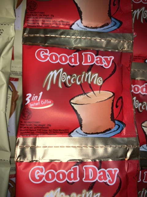 Kopi GoodDay Mocacinno 1 renceng isi 10 Sachet