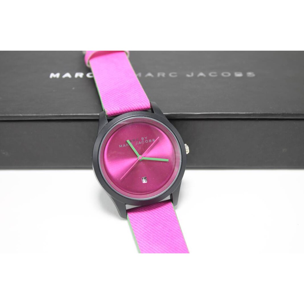 Jam Tangan Pria Wanita Marc Jacobs Sweet Date Rubber Strap