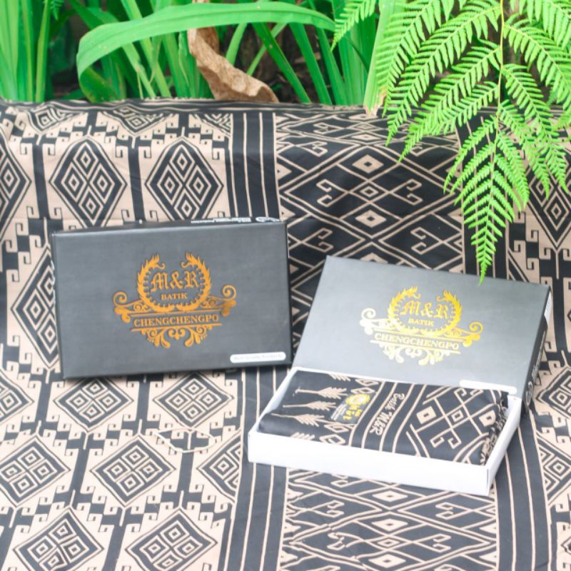Sarung Batik Pria Motif Sorot Naga Hitam Sarung Pria Dewasa