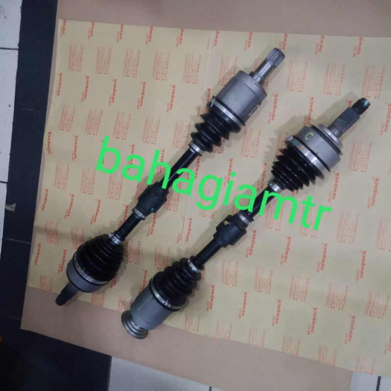 drive shaft assy freed cv joint as roda depan HONDA FREED ORIGINAL