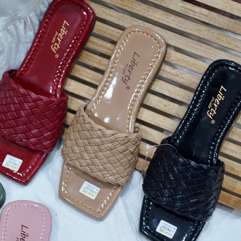 Sandal wanita LIBERTY SIGNORA 01