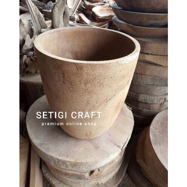 Vas Besar Kayu Jati Tanpa Sambungan
