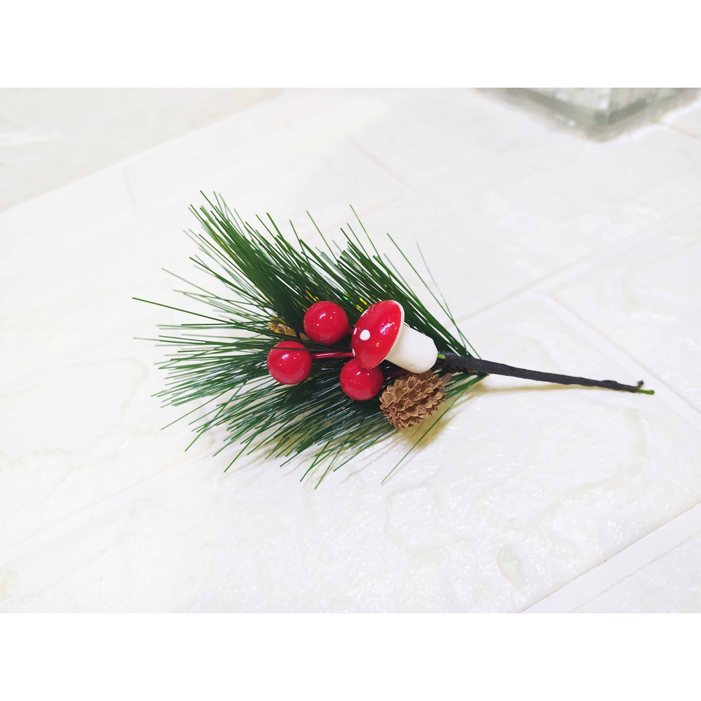 Little Mushroom Pick - Hiasan Dekorasi Natal Cantik Imut Lucu