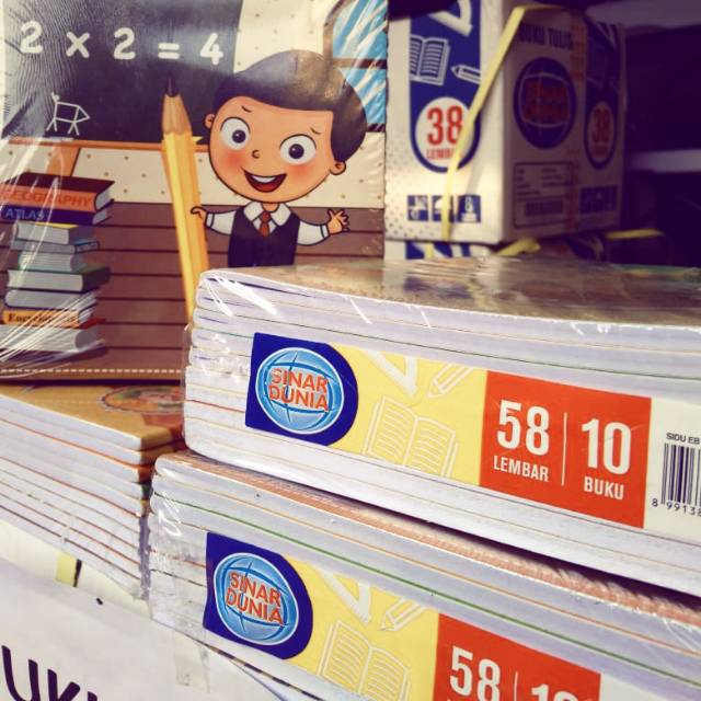 

Buku tulis Sidu ukuran 58*10 Rp. 37.000
