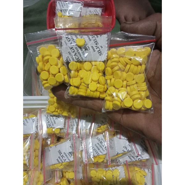 vitamin merpati b komplek isi 40,60,100butir. vit untuk burung,ayam/itik,sapi,kambing