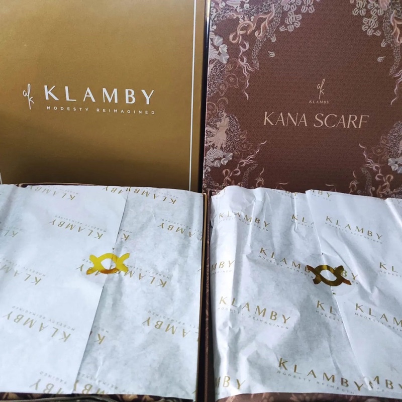 MAGNOLIA SCARF BY WEARING KLAMBY