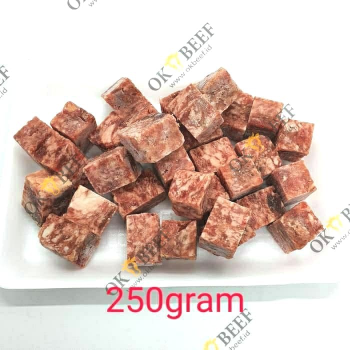 

Saikoro Beef Premium Wagyu Cubes Meltik Steak Bites 250gram