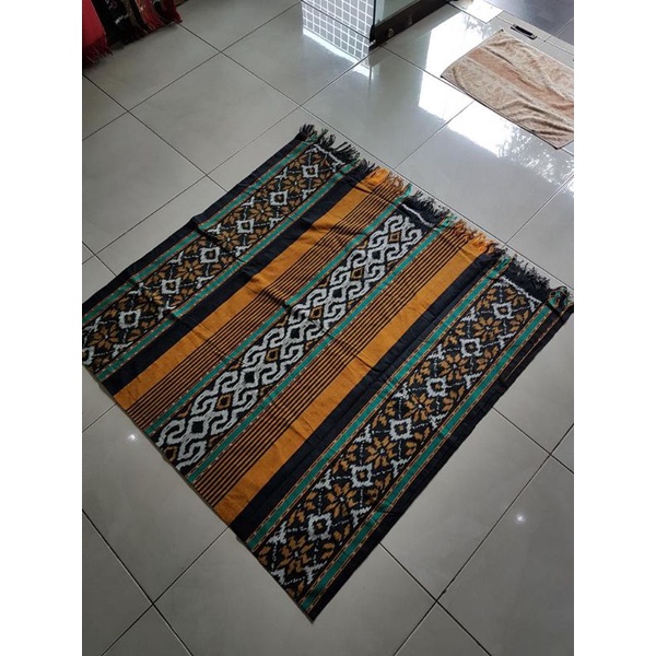 Kain Etnik Motif Toraja Hijau Kuning Tenun Bahan Couple