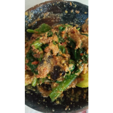 

pecel kangkung ulek