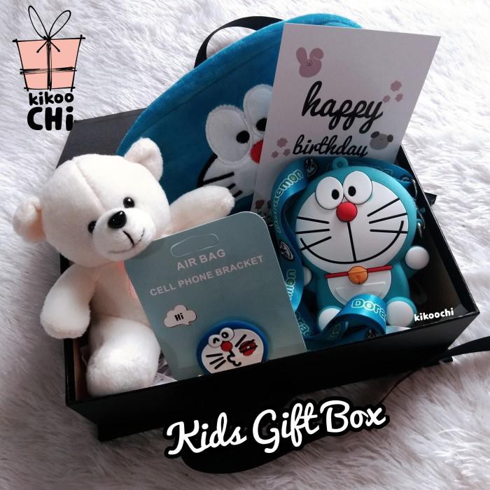 

Hampers / Kikoochi Kids Gift Box - Hadiah Kado Ulang Tahun Anak Perempuan - Doraemon